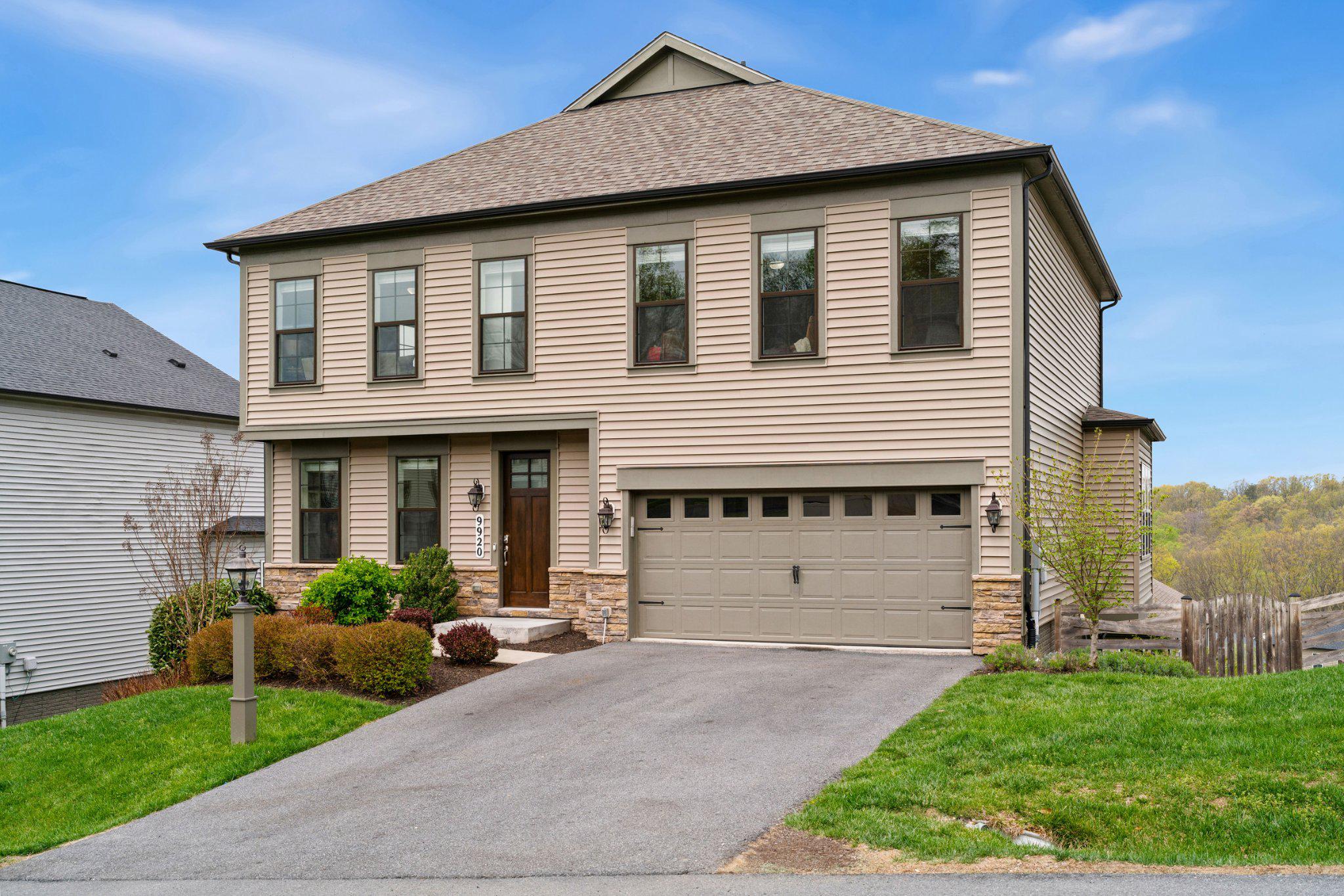 9920 Arapahoe Road, New Market