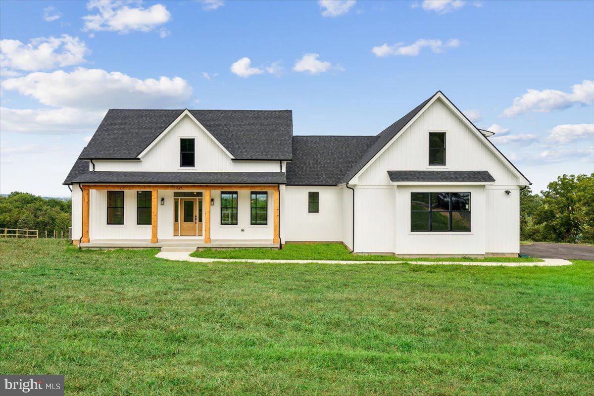 17542 Mountain Top Road, Cascade