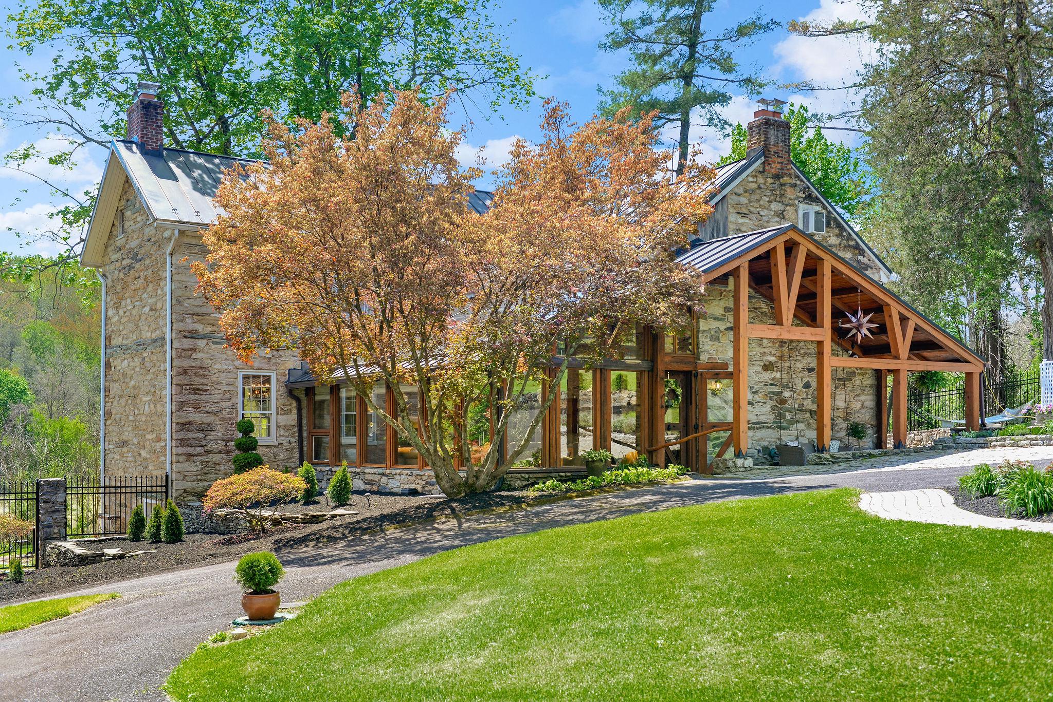 11346 Lorien Court, Frederick