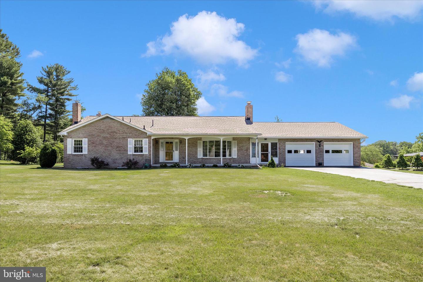 5411 Jefferson Boulevard, Frederick