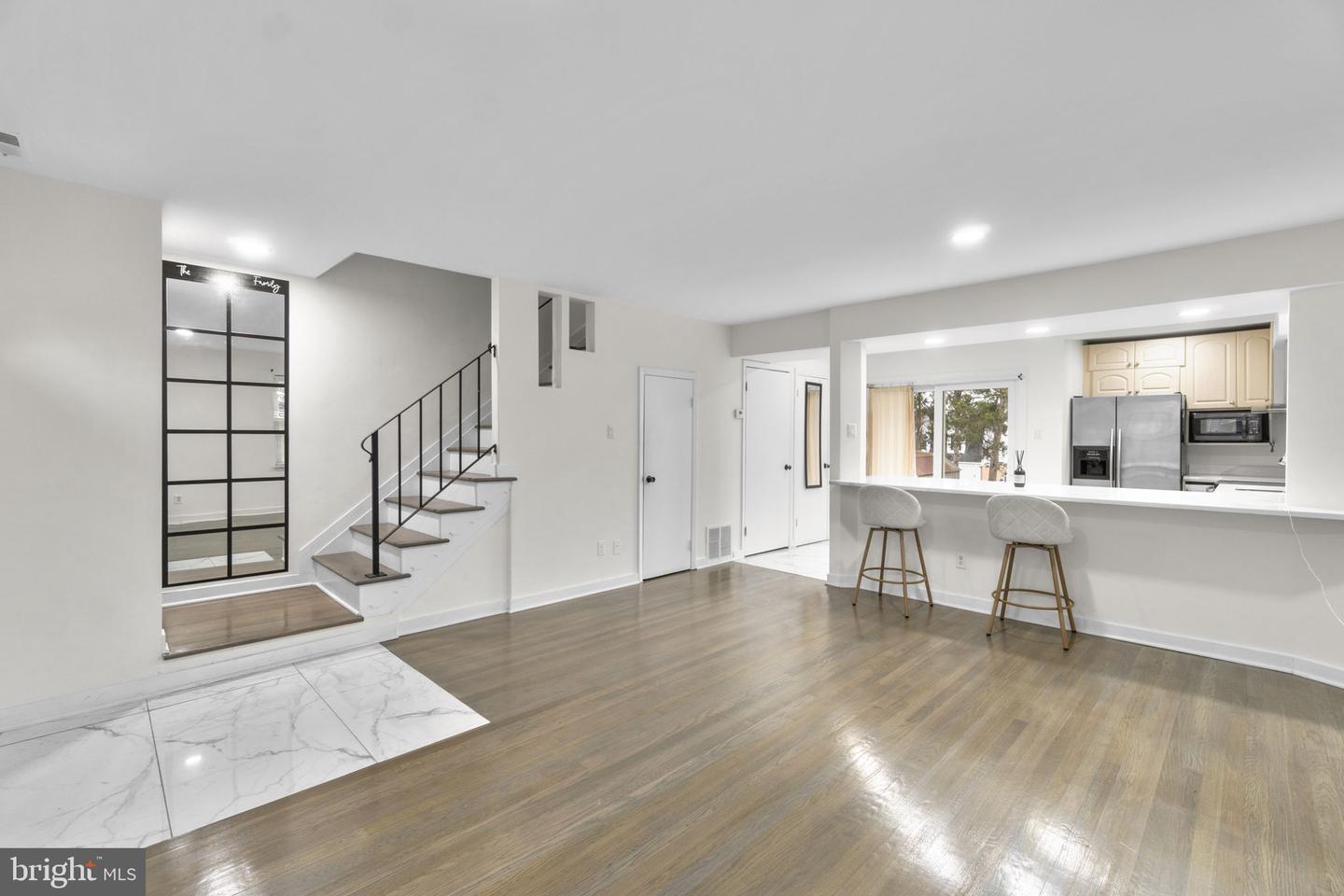 12 Coats Bridge Place #2f