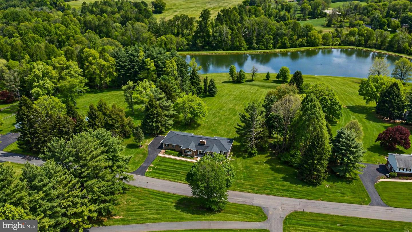 6505 Carrie Lynn, Mount Airy