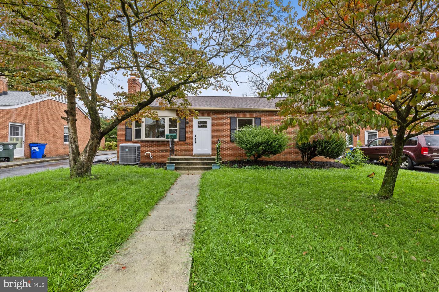 606 Biggs Avenue