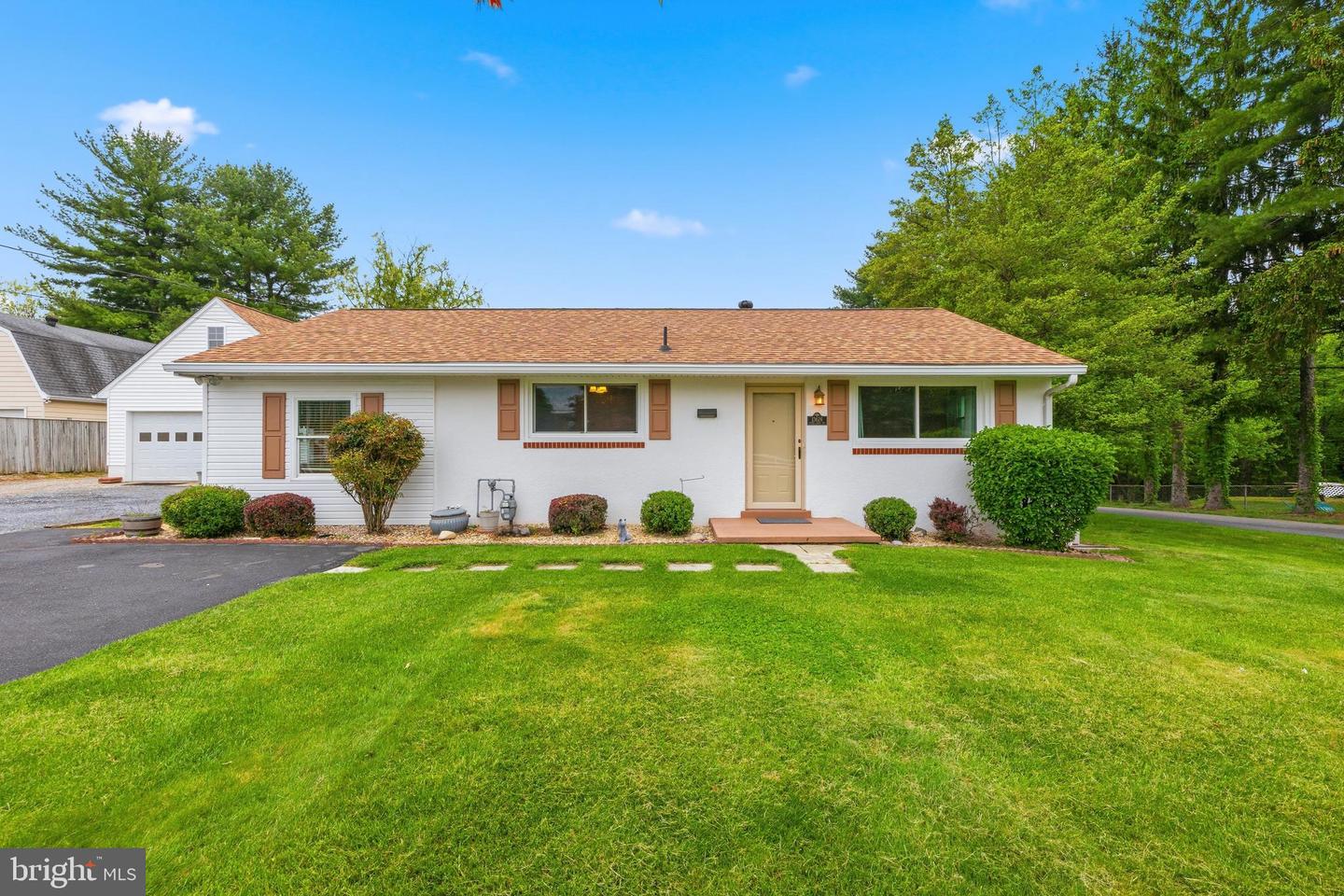 13626 Penn Shop Road, Mount Airy