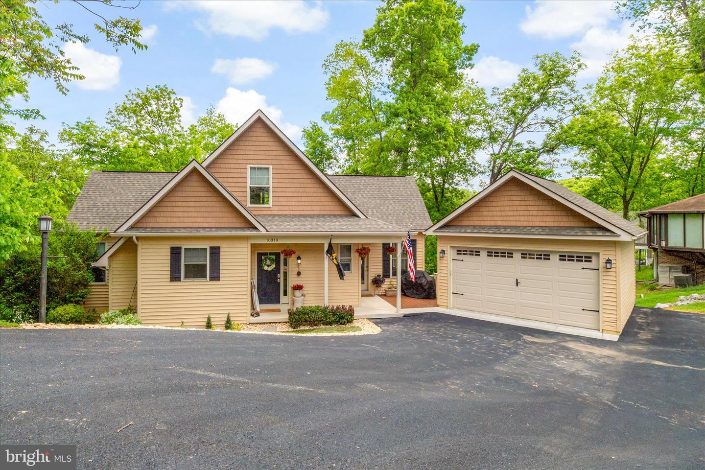 10310 Iliamna Court, New Market