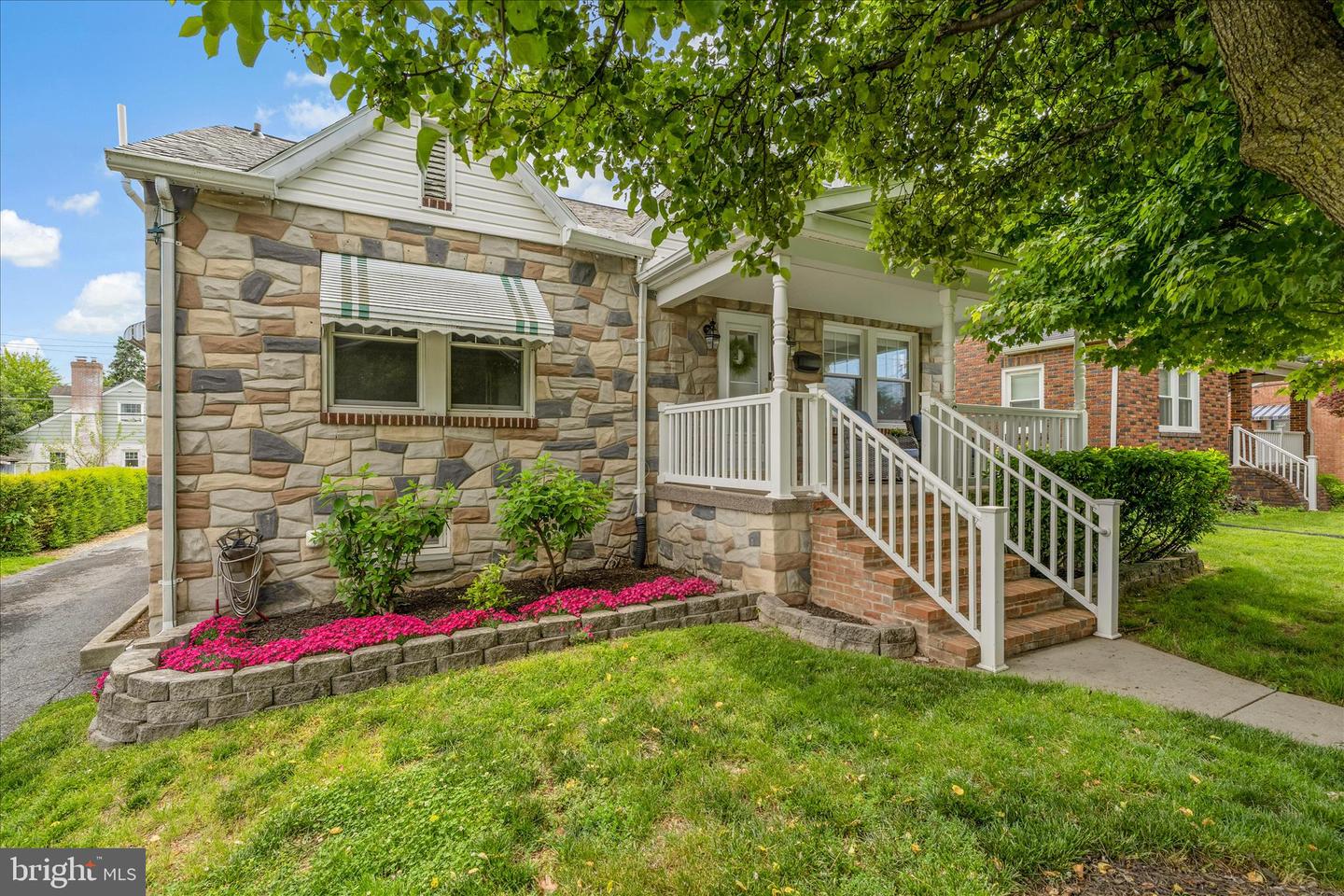 6 E 13th Street, Frederick