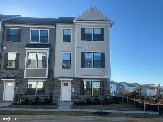 432 Ensemble Way, Frederick