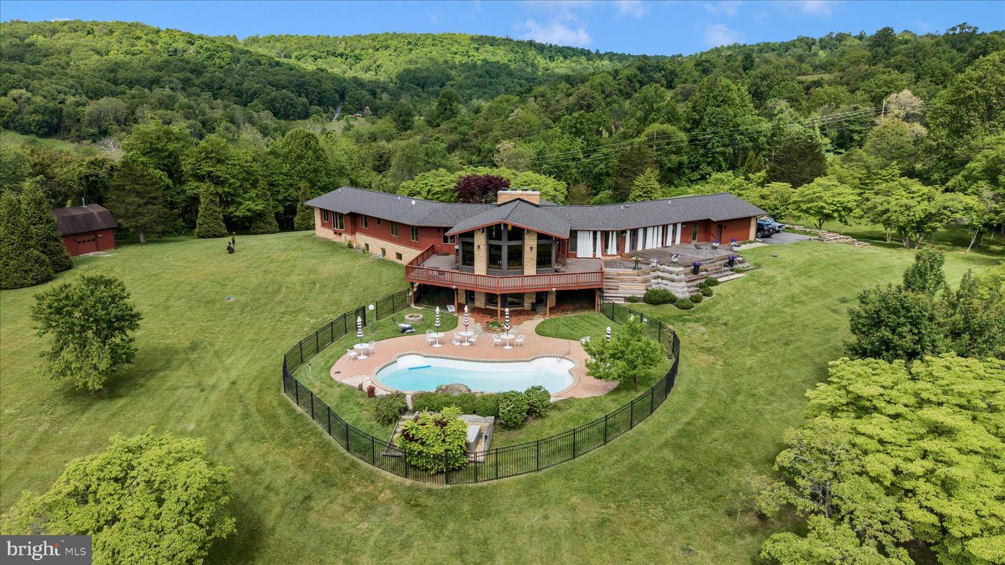 9237 Frostown Road