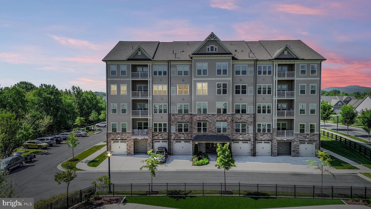 3282 Pine Needle Circle #301
