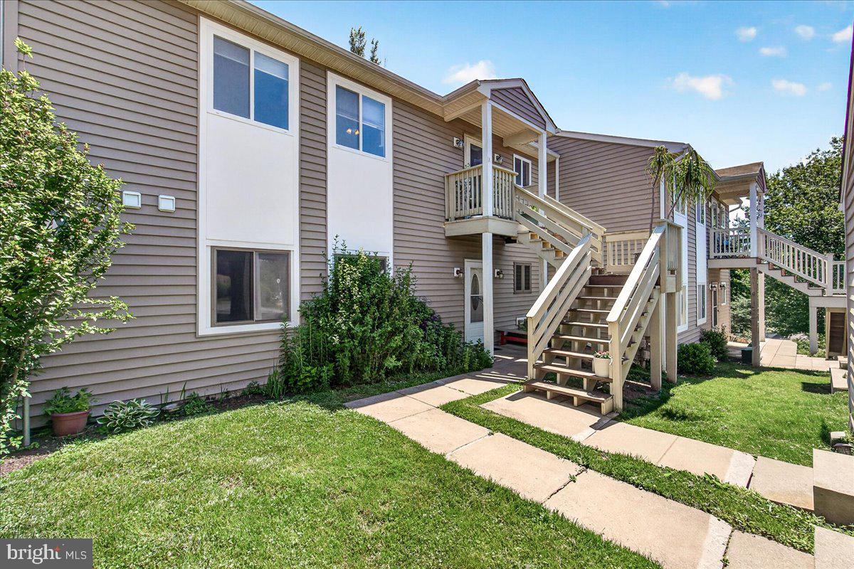10269 White Pelican Way #102b