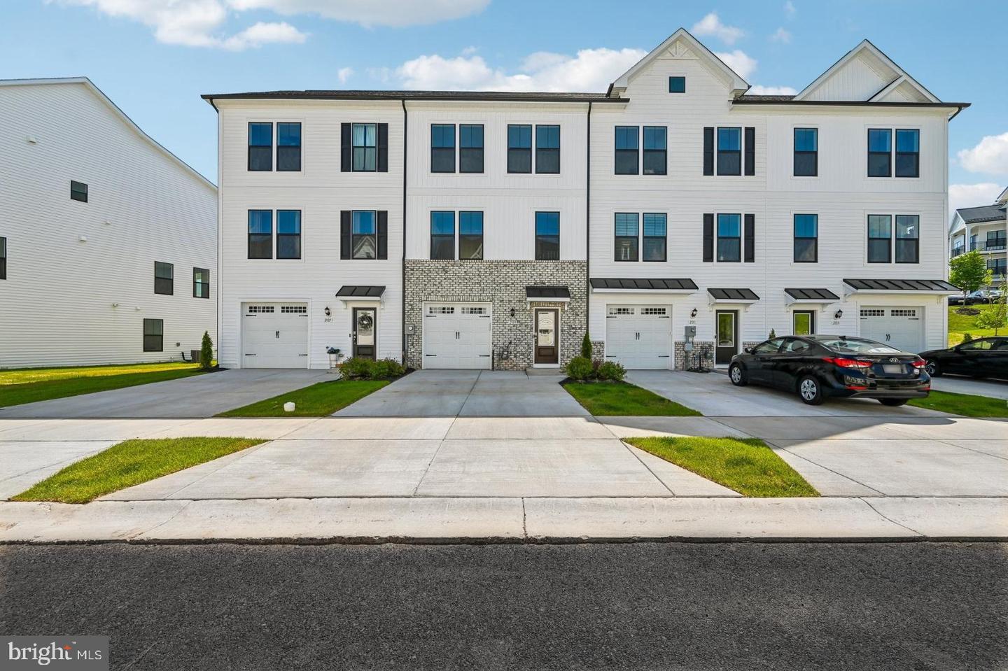 2109 Peace Lily Lane