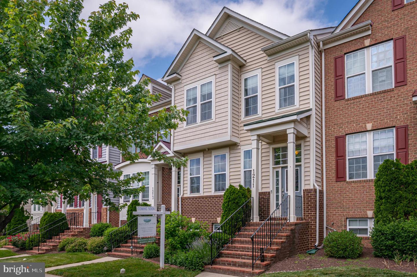 1211 Shenandoah Square N