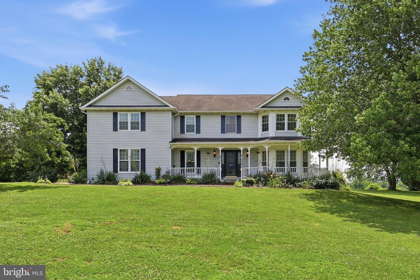 325 E Mountain Rd