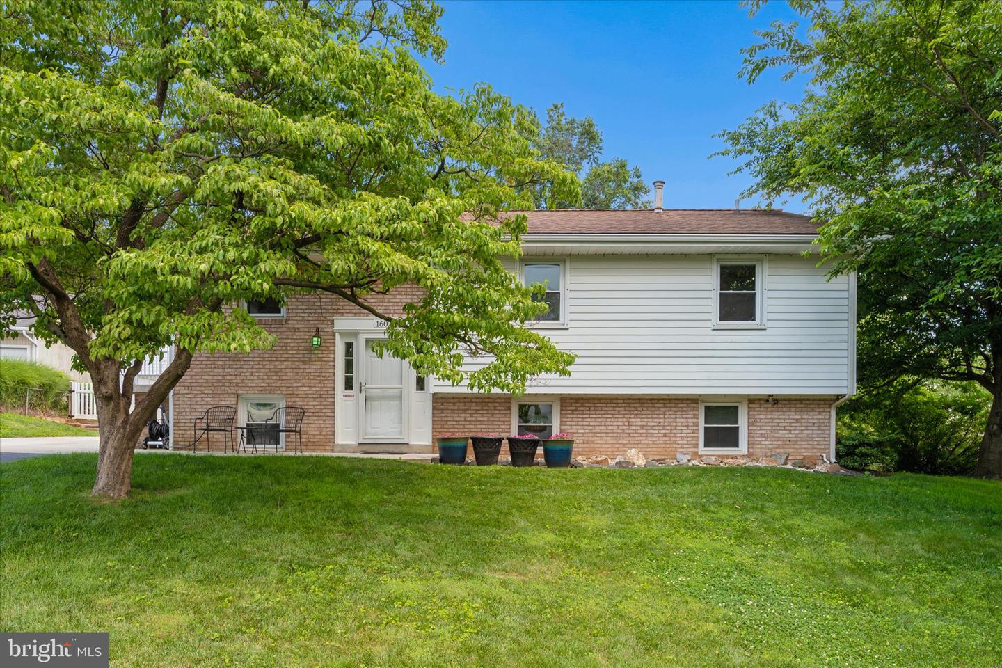 1607 Wise Road