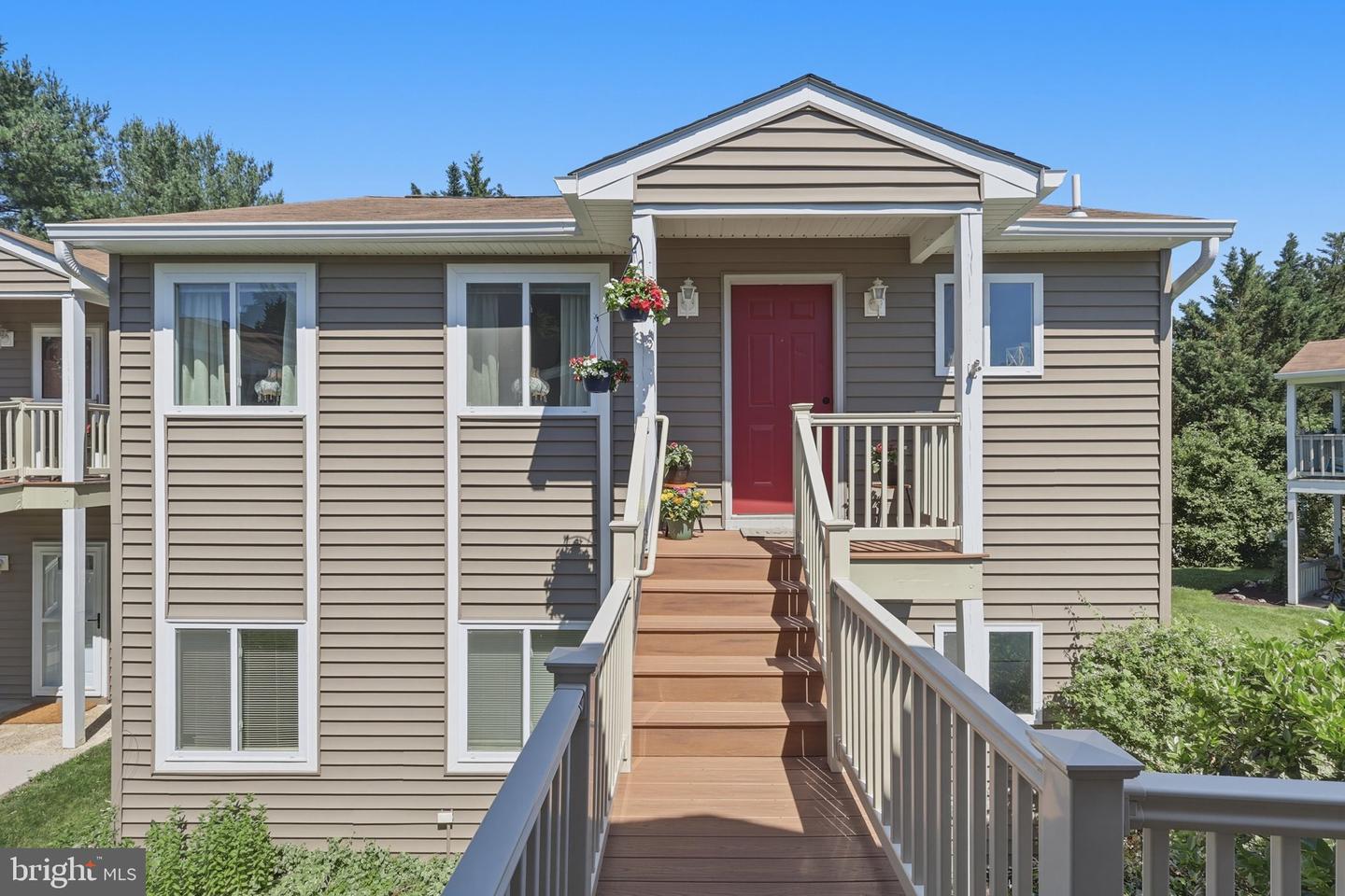 10255 White Pelican Way #103d