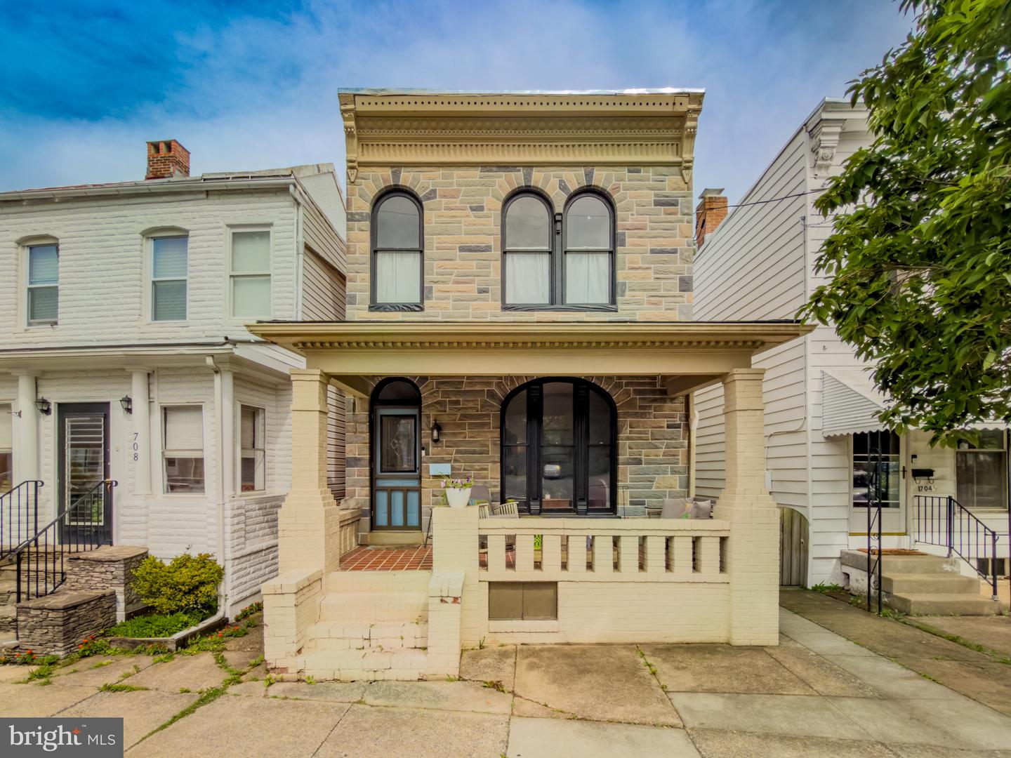 706 N Market Street