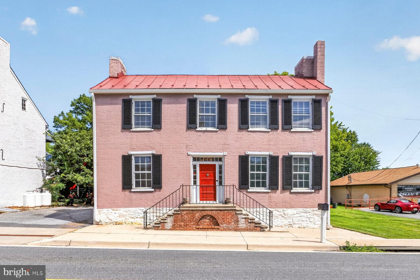 3836 Jefferson Pike