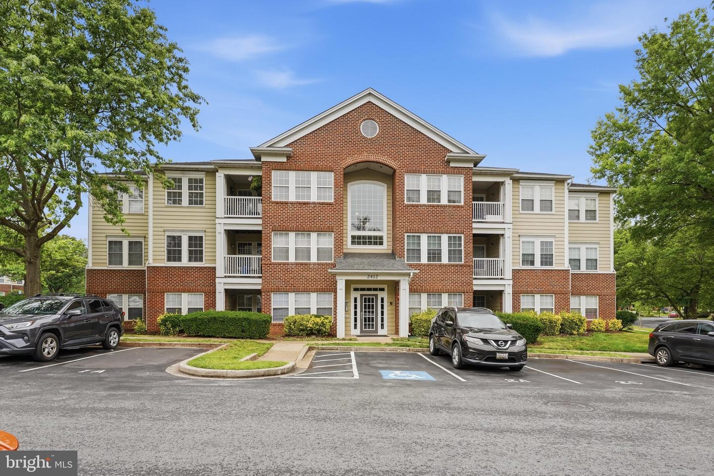 2412 Ellsworth Way #1b