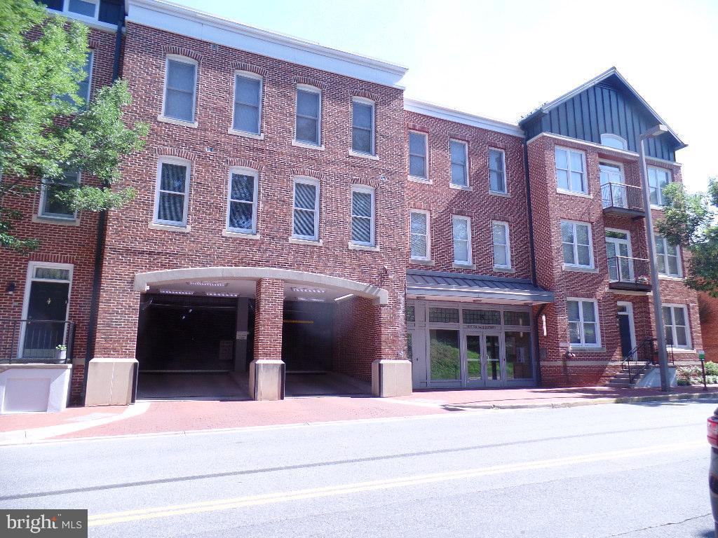35 E All Saints Street #212
