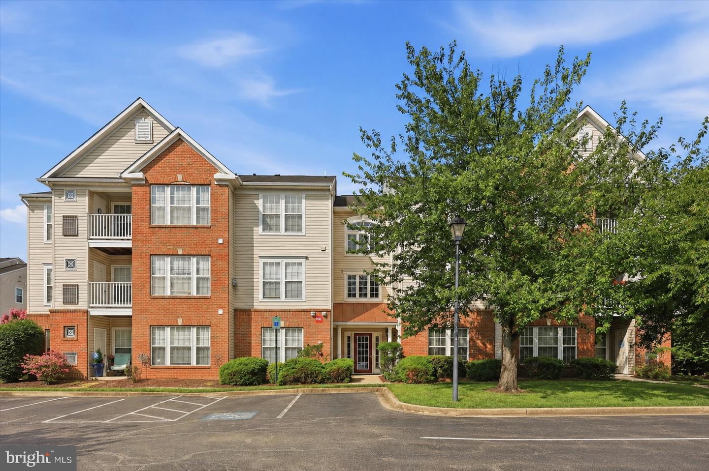 502 Leahy Court #2f
