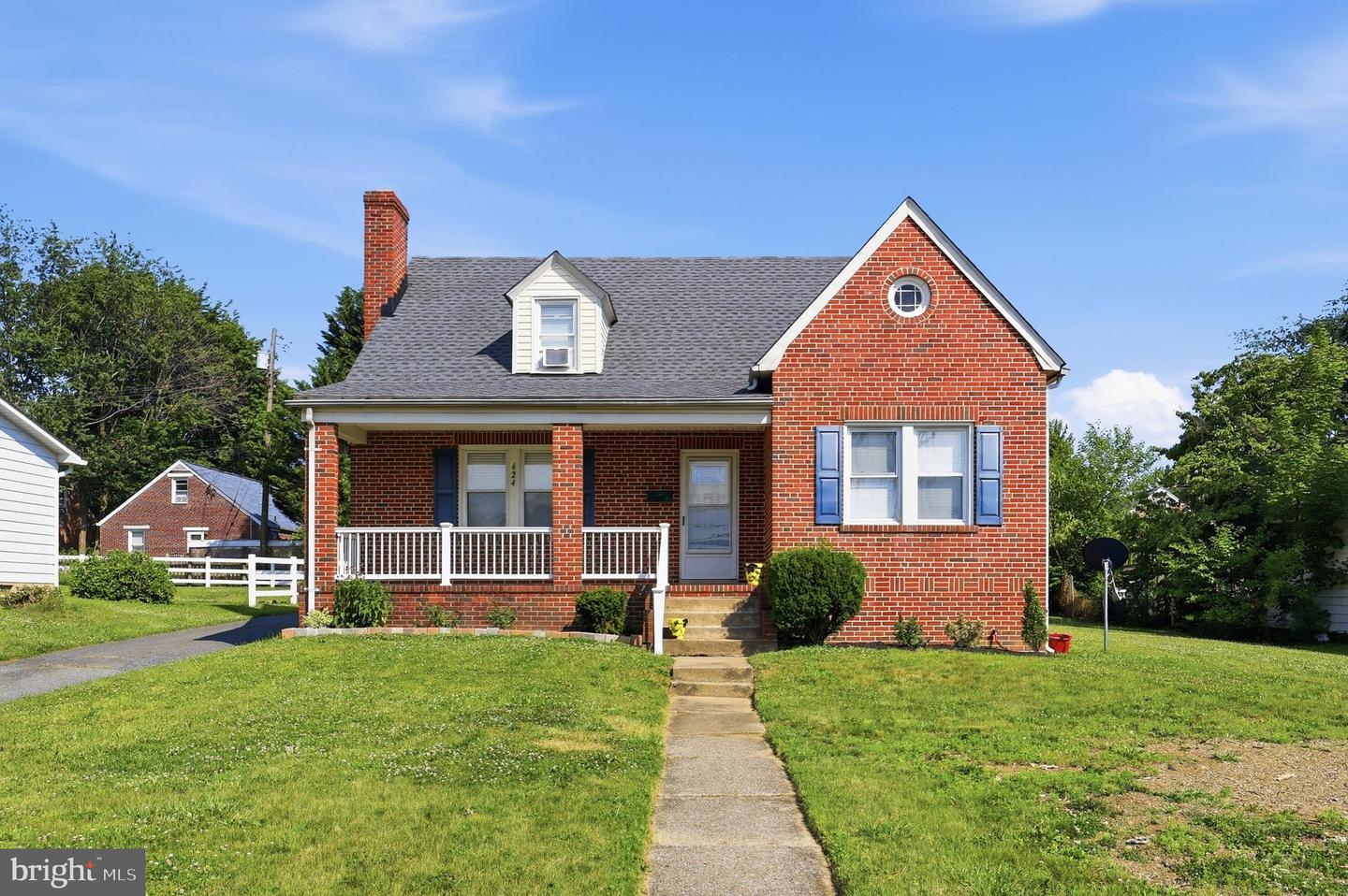 624 Military Road