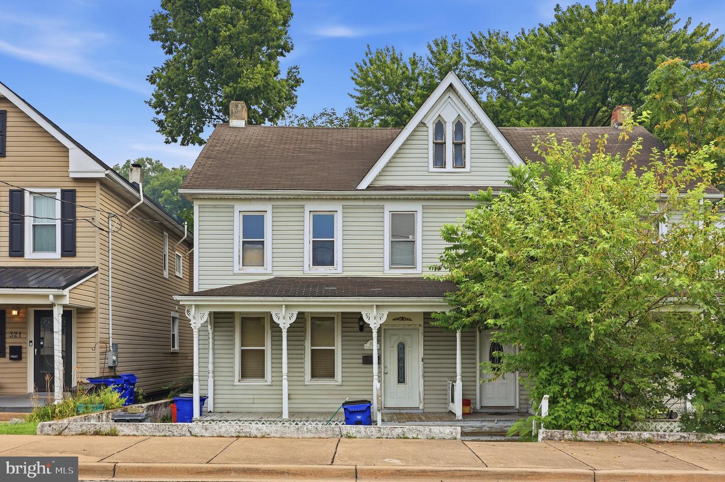 323 E Potomac Street