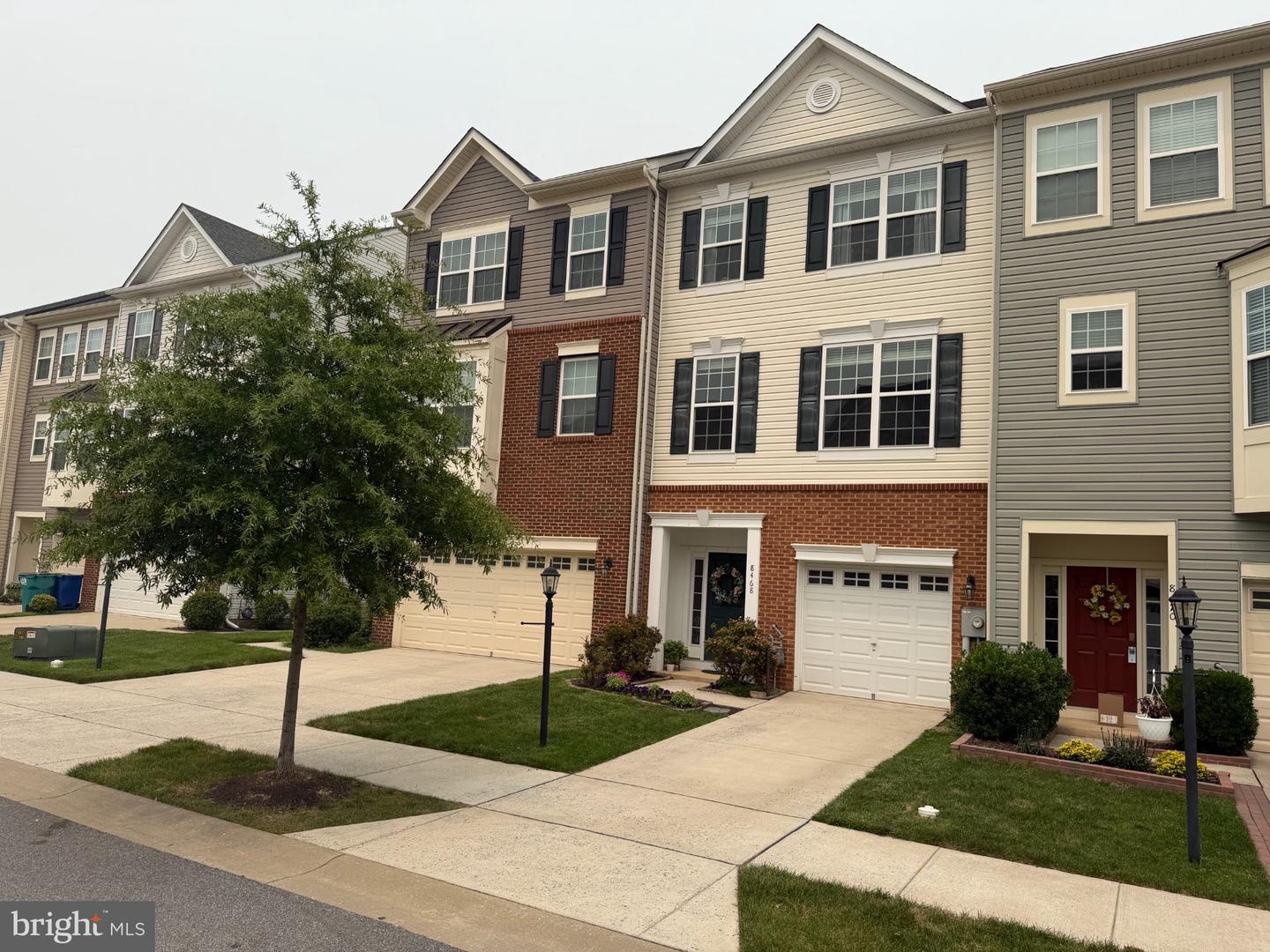 8468 Randell Ridge