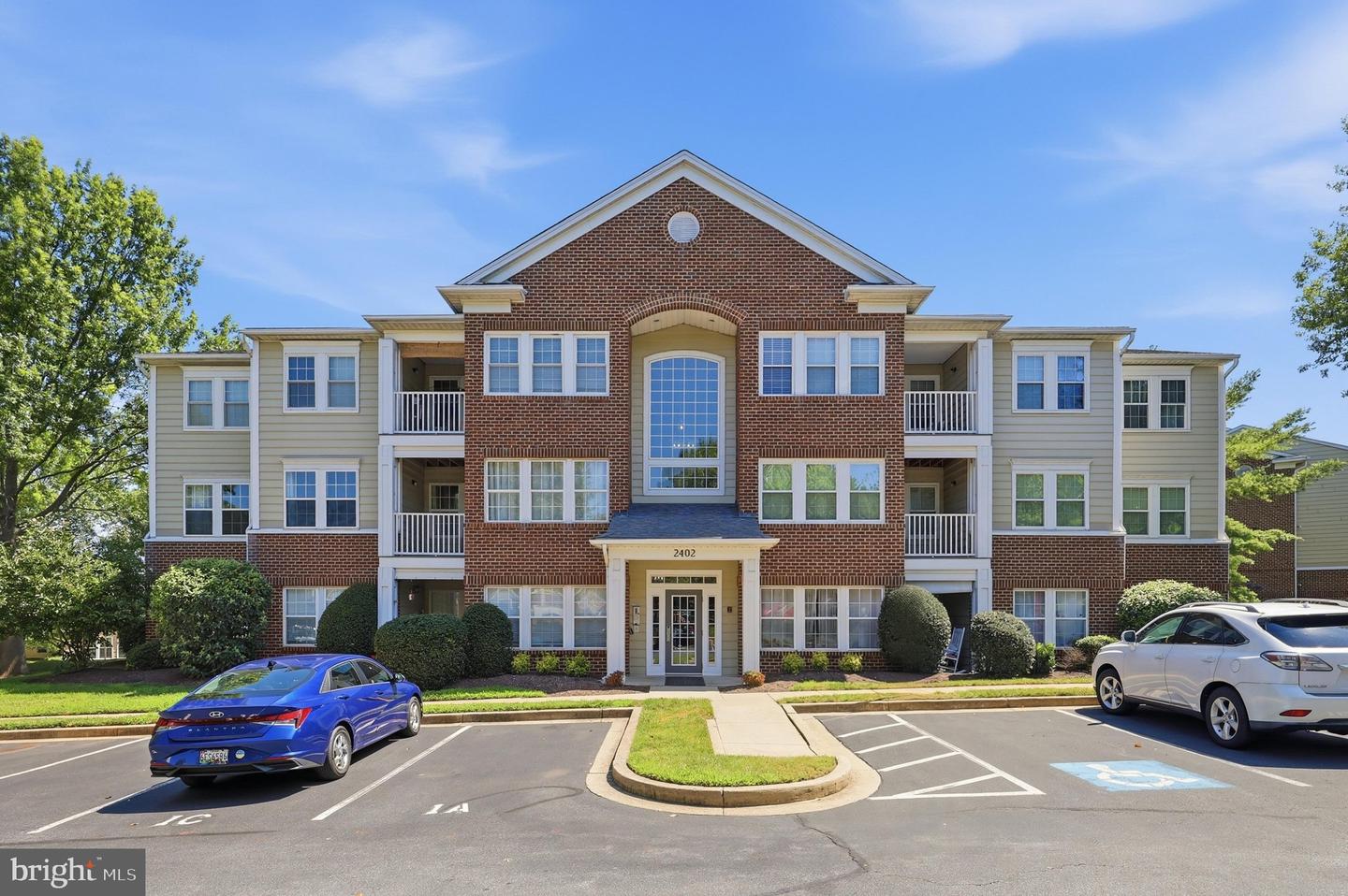2402 Ellsworth Way #2a