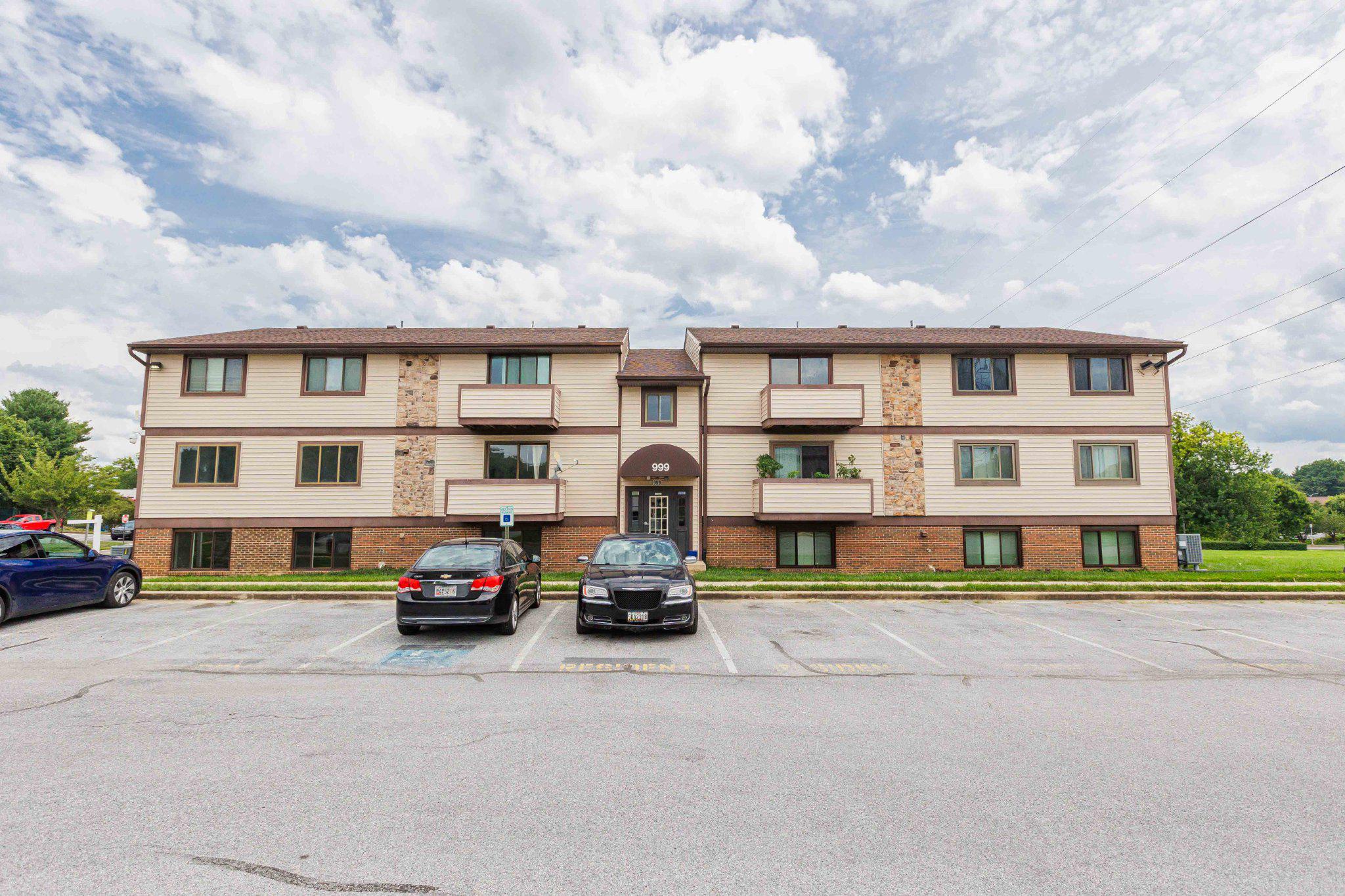 999 Heather Ridge Drive #2a