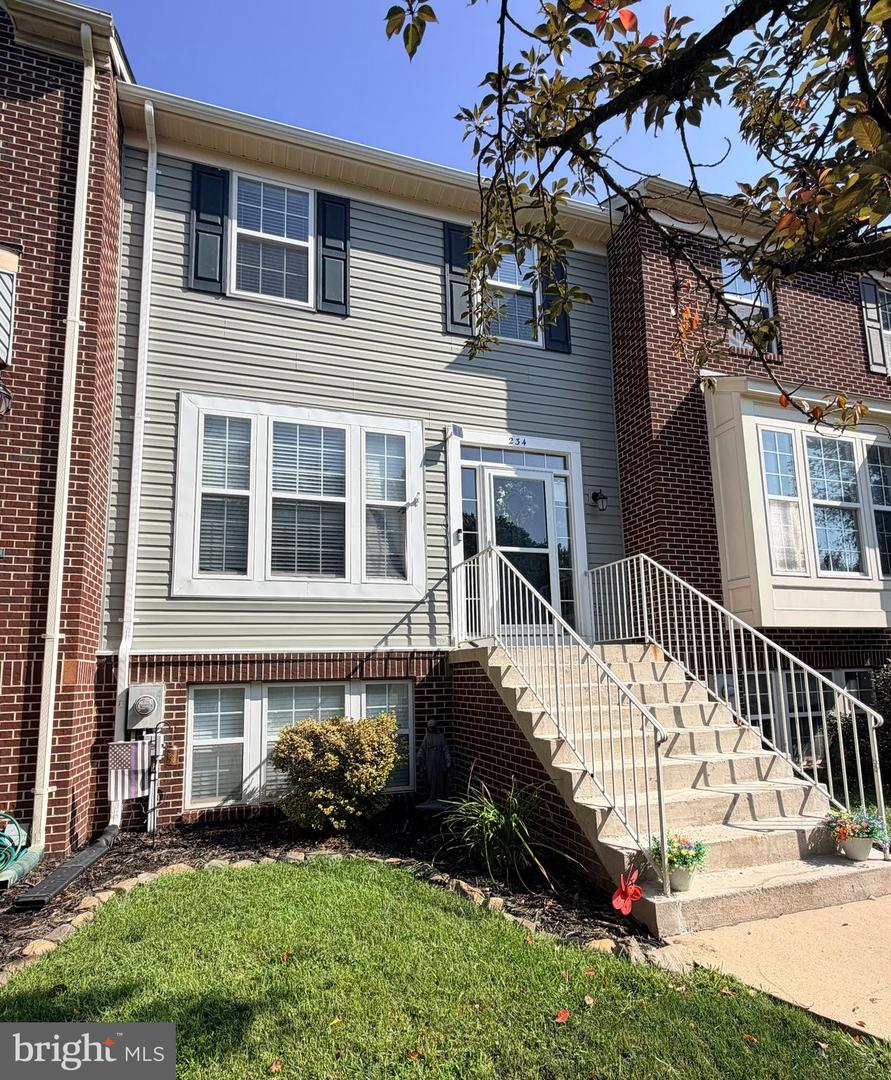 234 Heritage Court