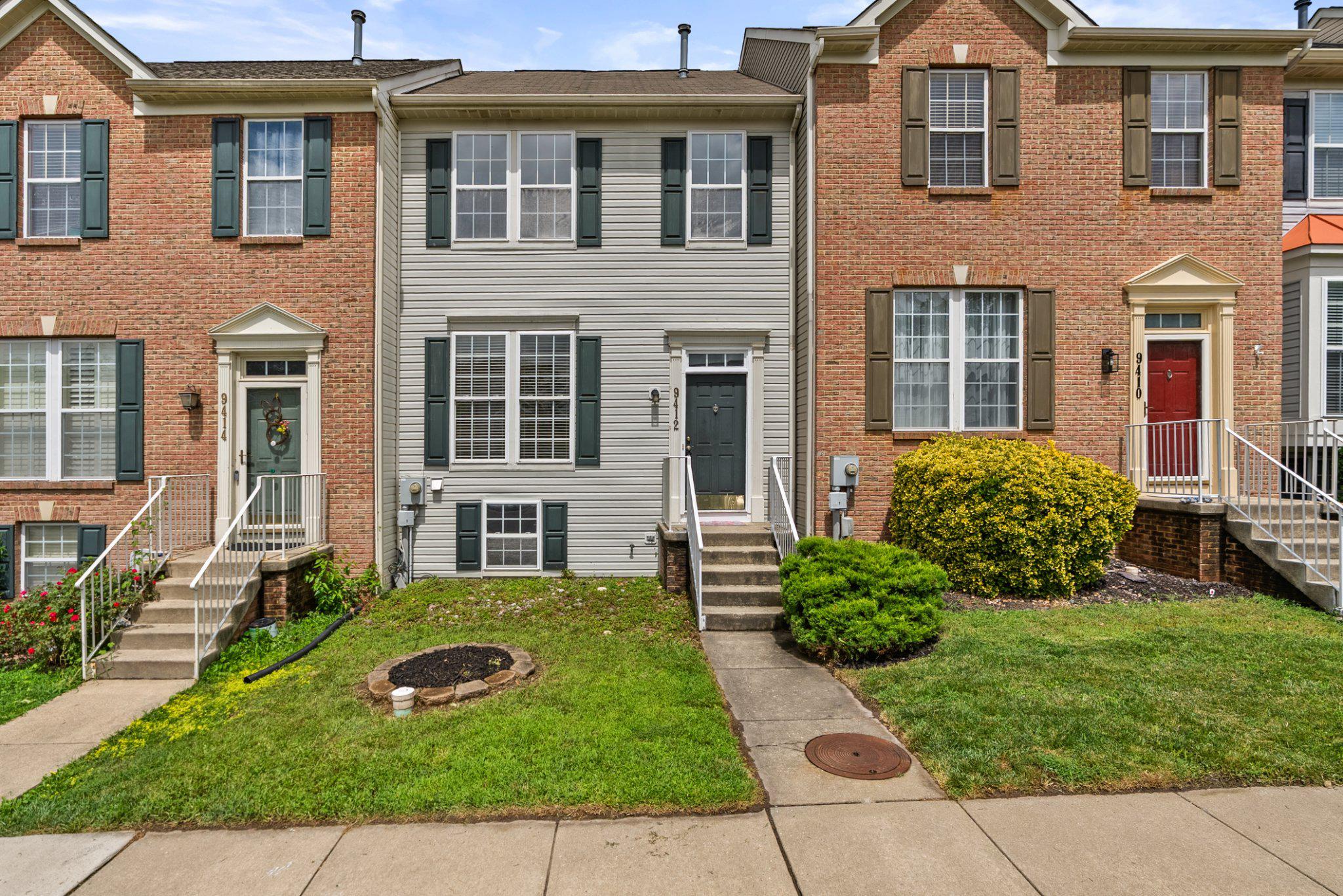 9412 Birchwood Court W