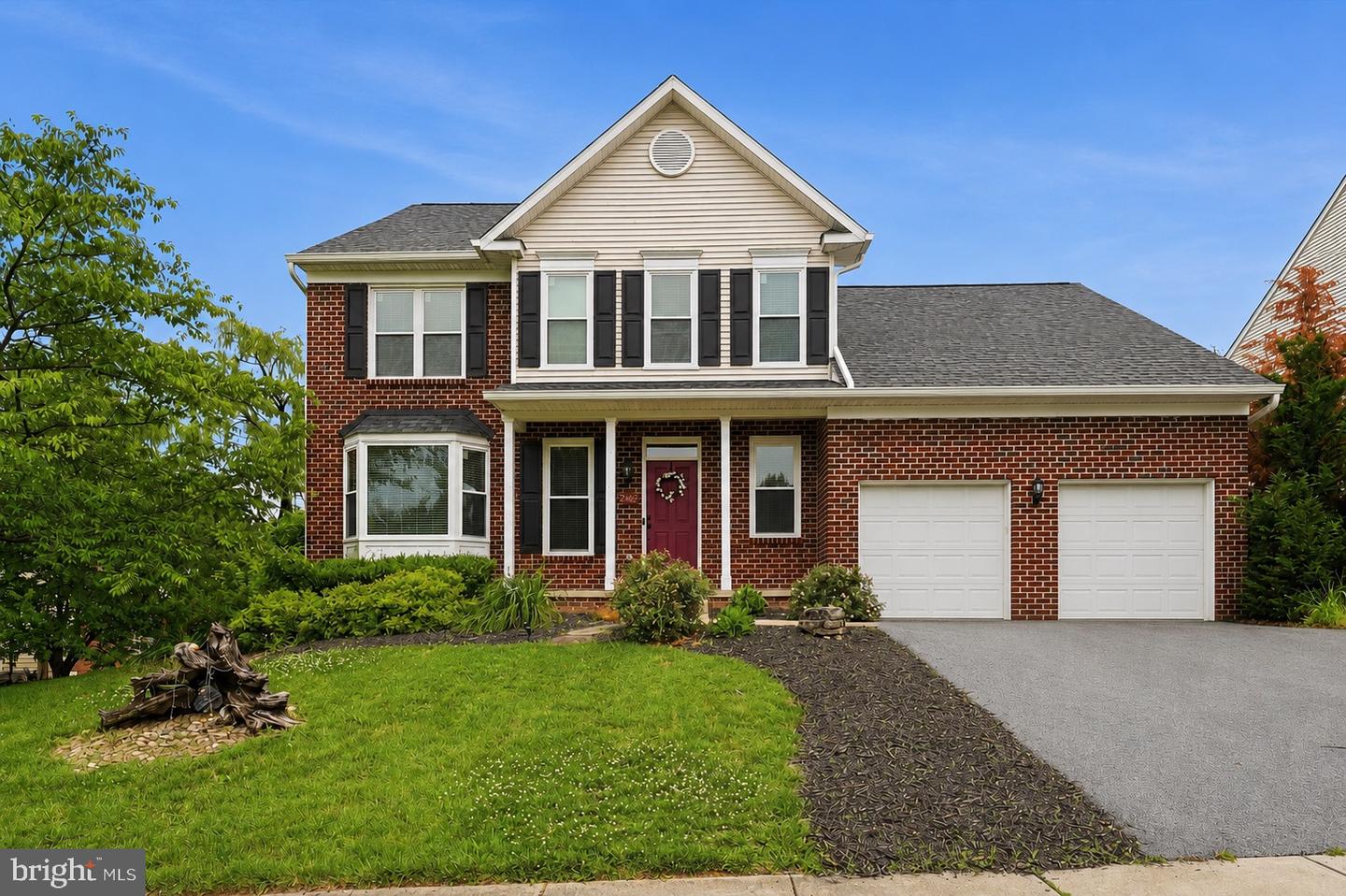 2402 Shaker Lane