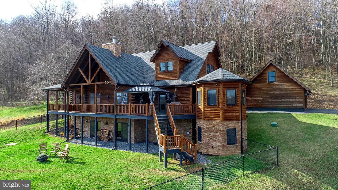 3889 Friendsville Road, Friendsville