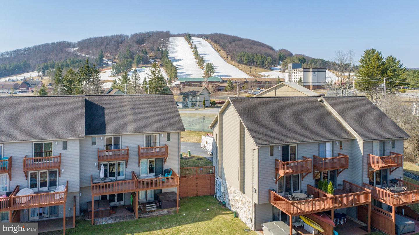 257 Marsh Hill Road #10, Mc Henry