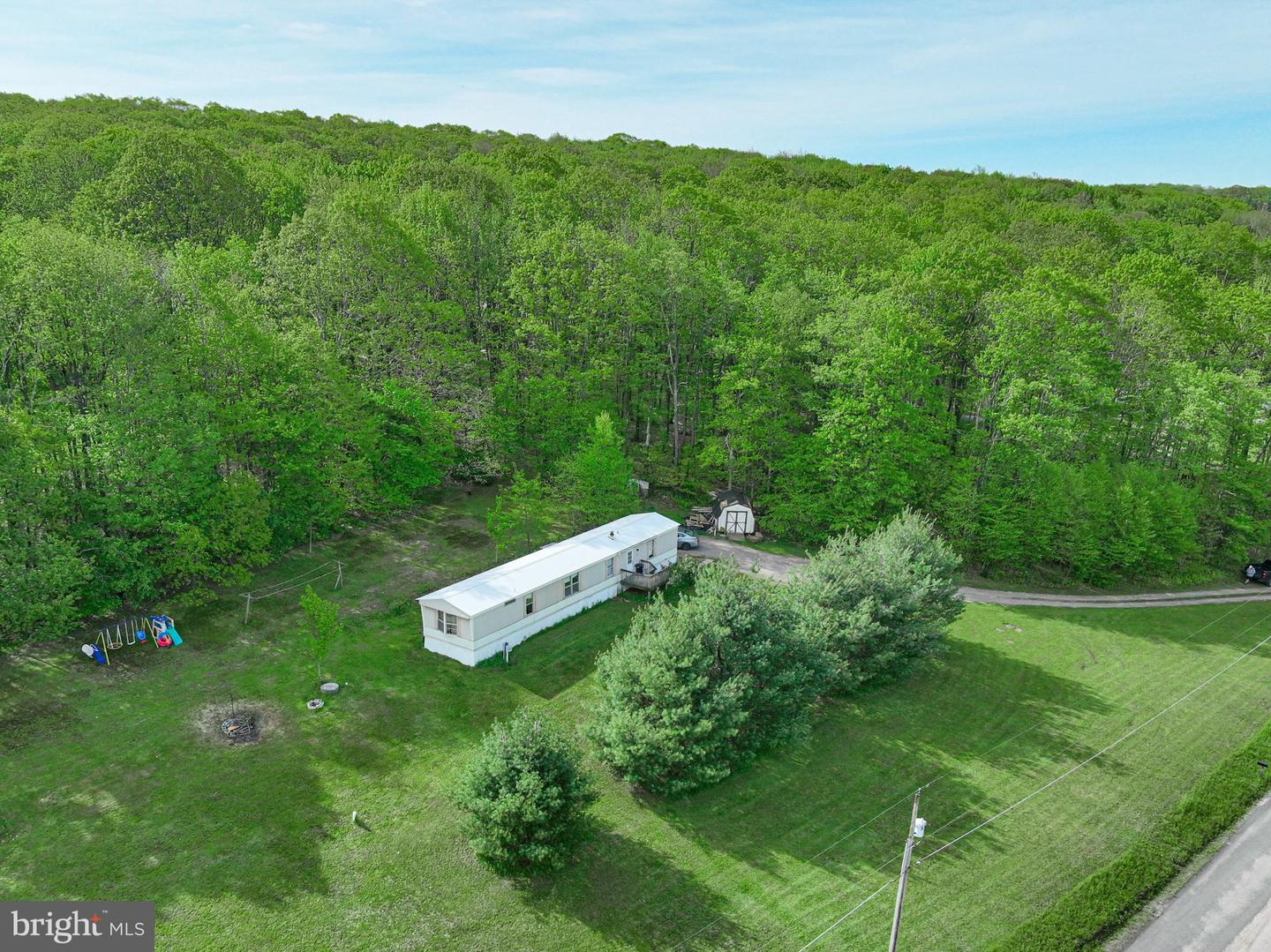 490 Meyersdale Road, Grantsville