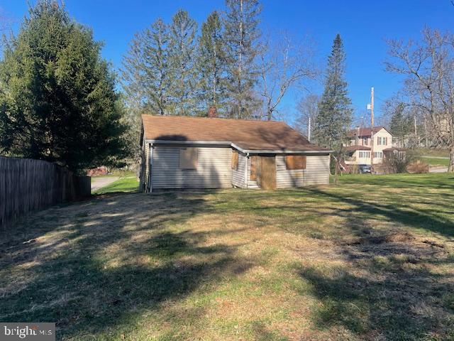809 N Street, Mountain Lake Park