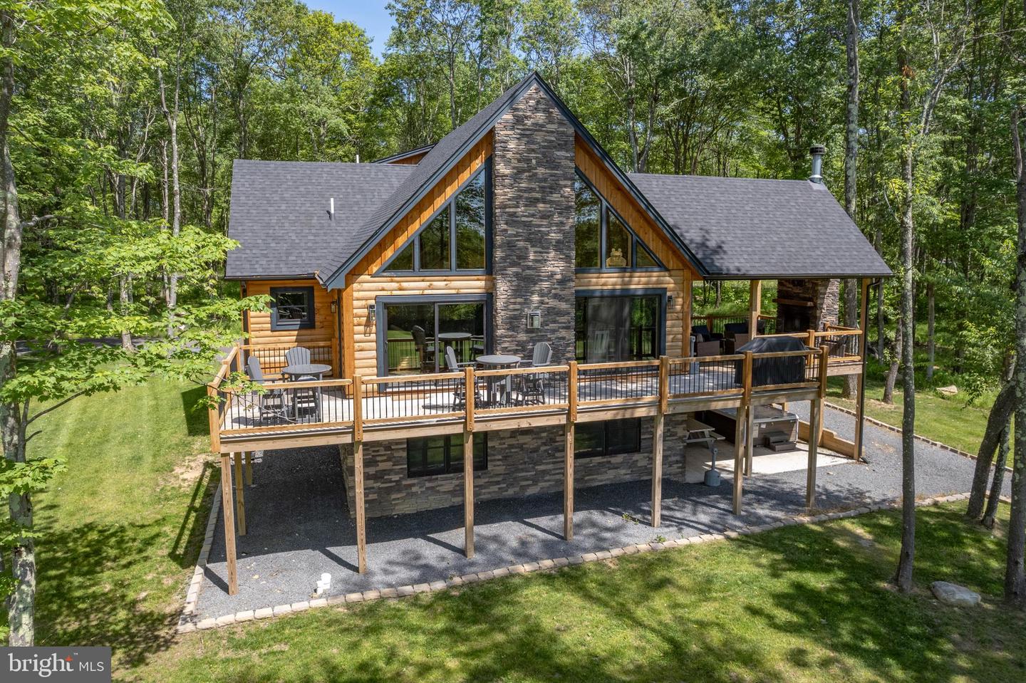 29 Green Jacket Ct, Mc Henry