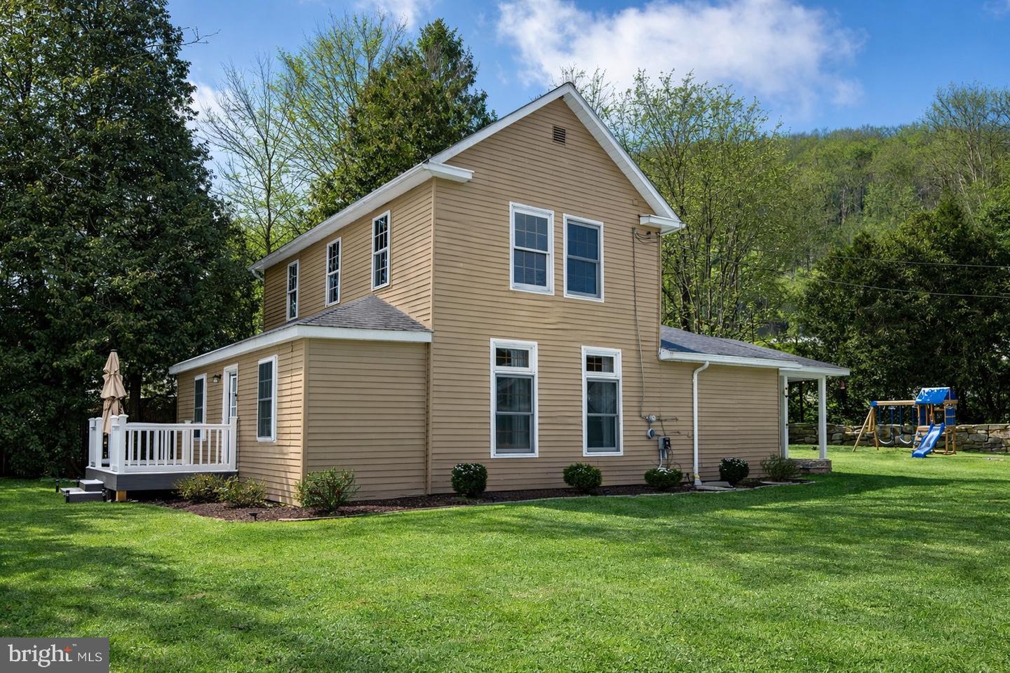 82 Railroad Street, Grantsville