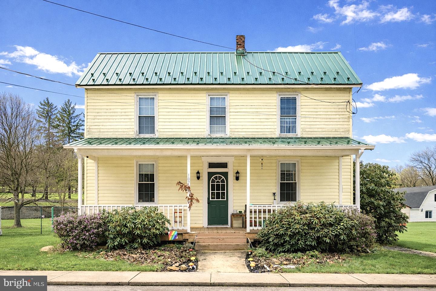 107 Walnut Street, Friendsville