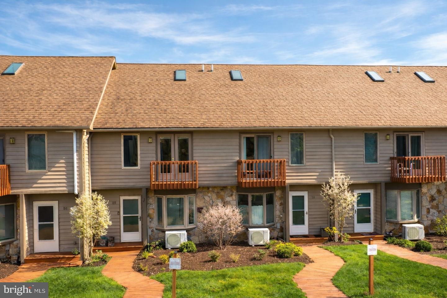 257 Marsh Hill Road #27, Mc Henry
