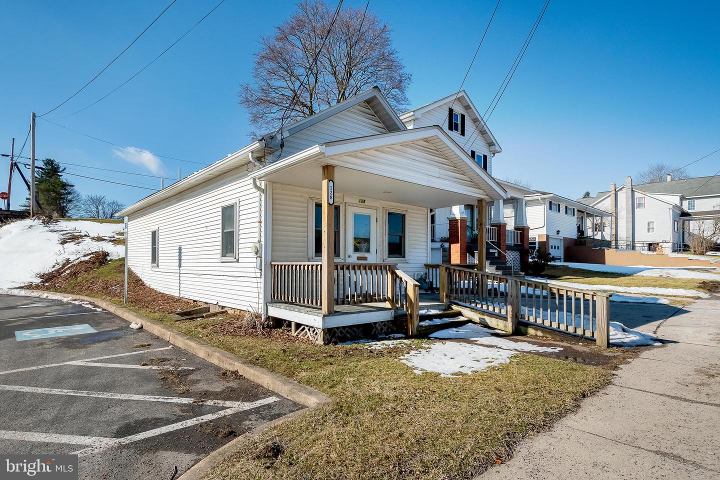 128 Main Street