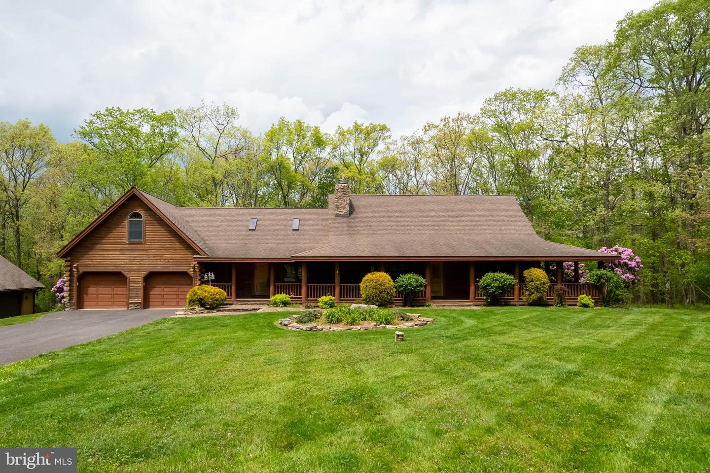 312 Moss Creek Circle