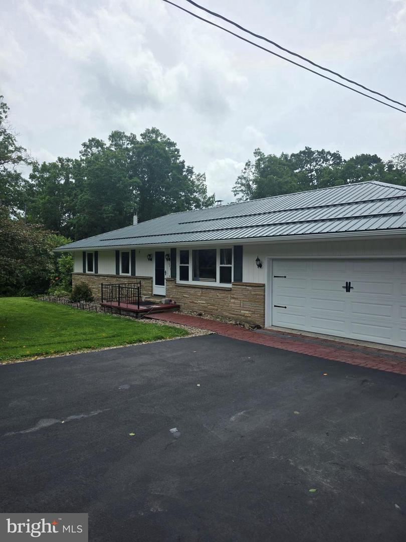 321 Deer Park Hotel Road