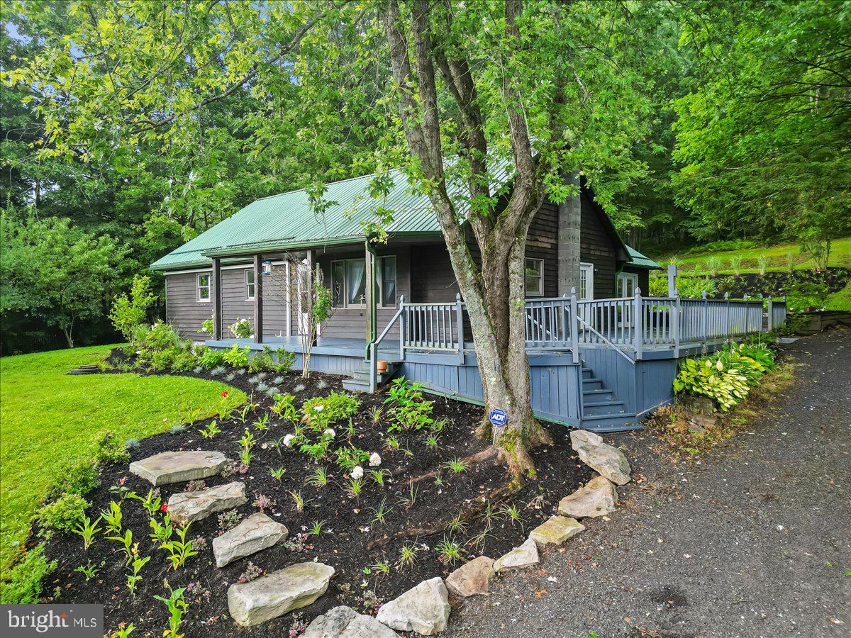 704 Old Crellin Road