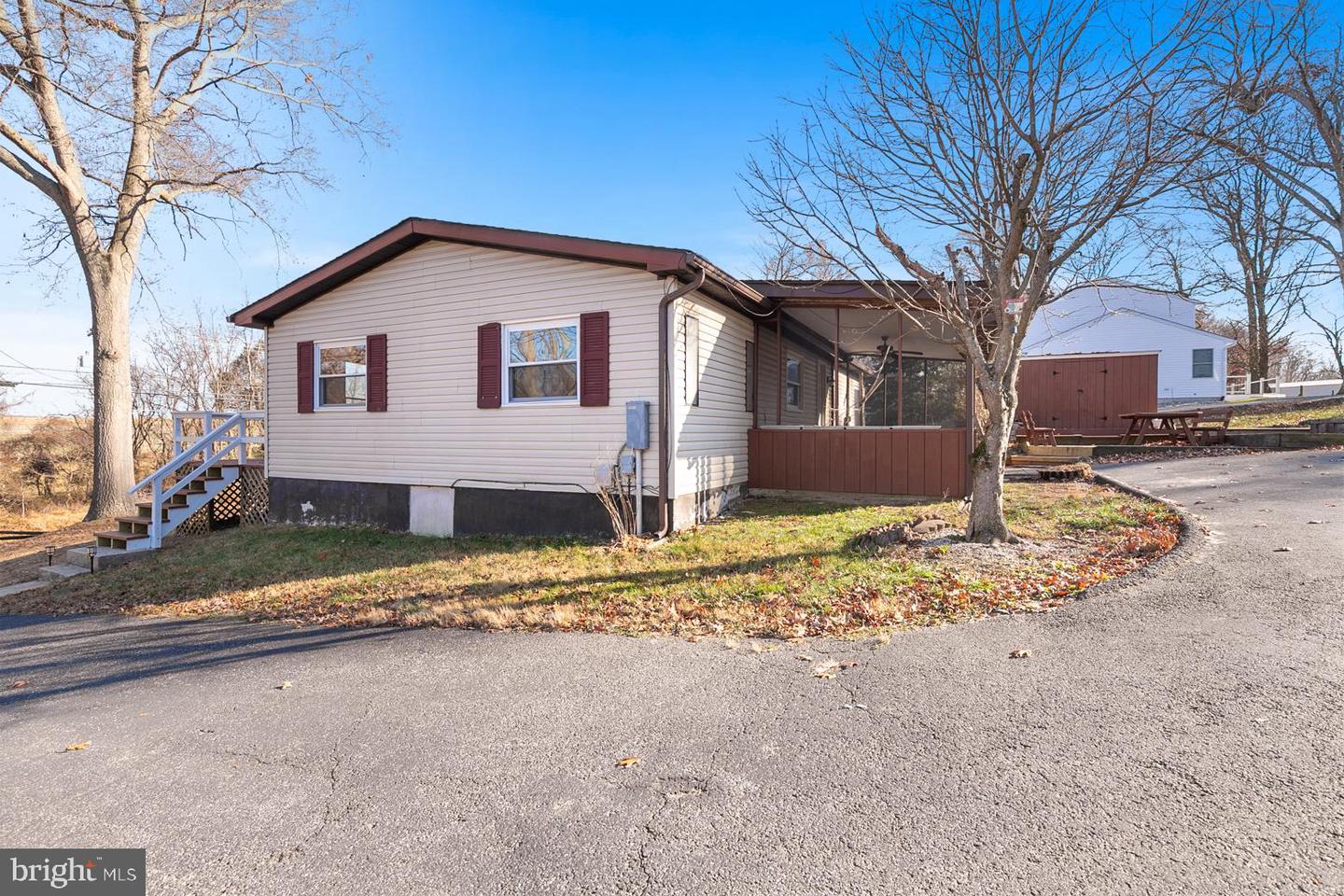 3960 Ady Road, Pylesville