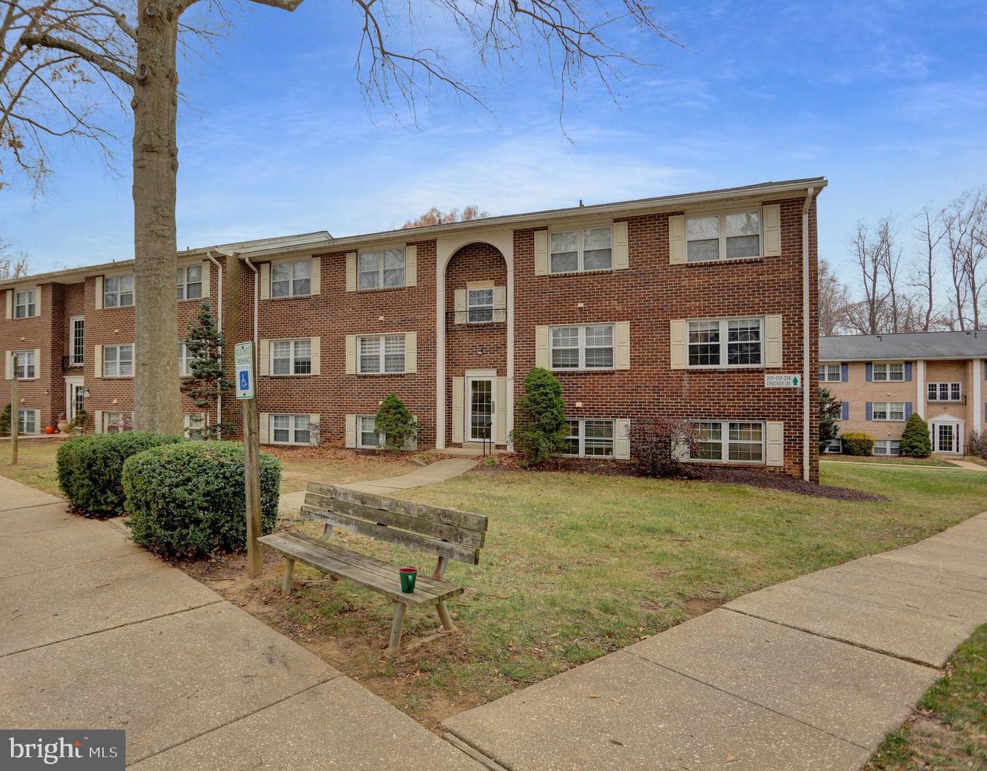 208 Crocker Drive #208-D, Bel Air