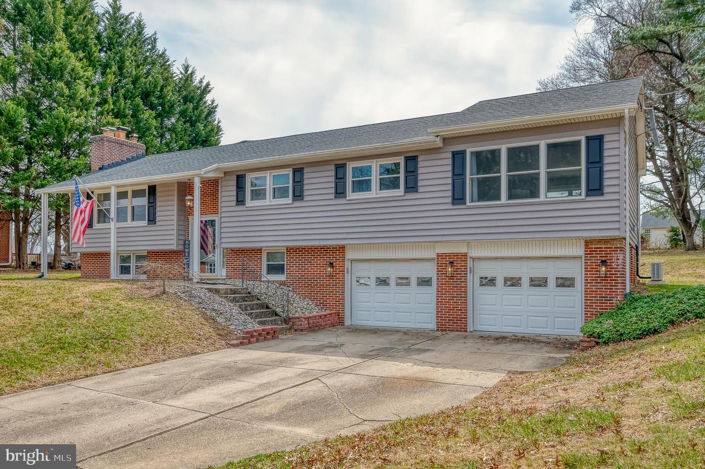 1009 Bernadette Drive, Forest Hill