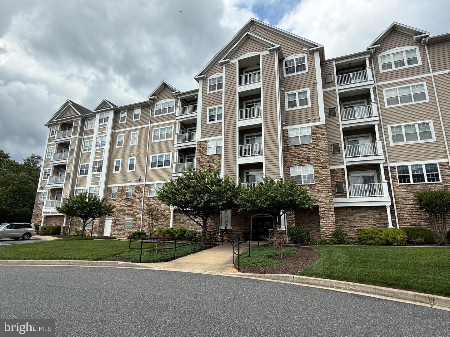902 Macphail Woods Crossing #4f, Bel Air
