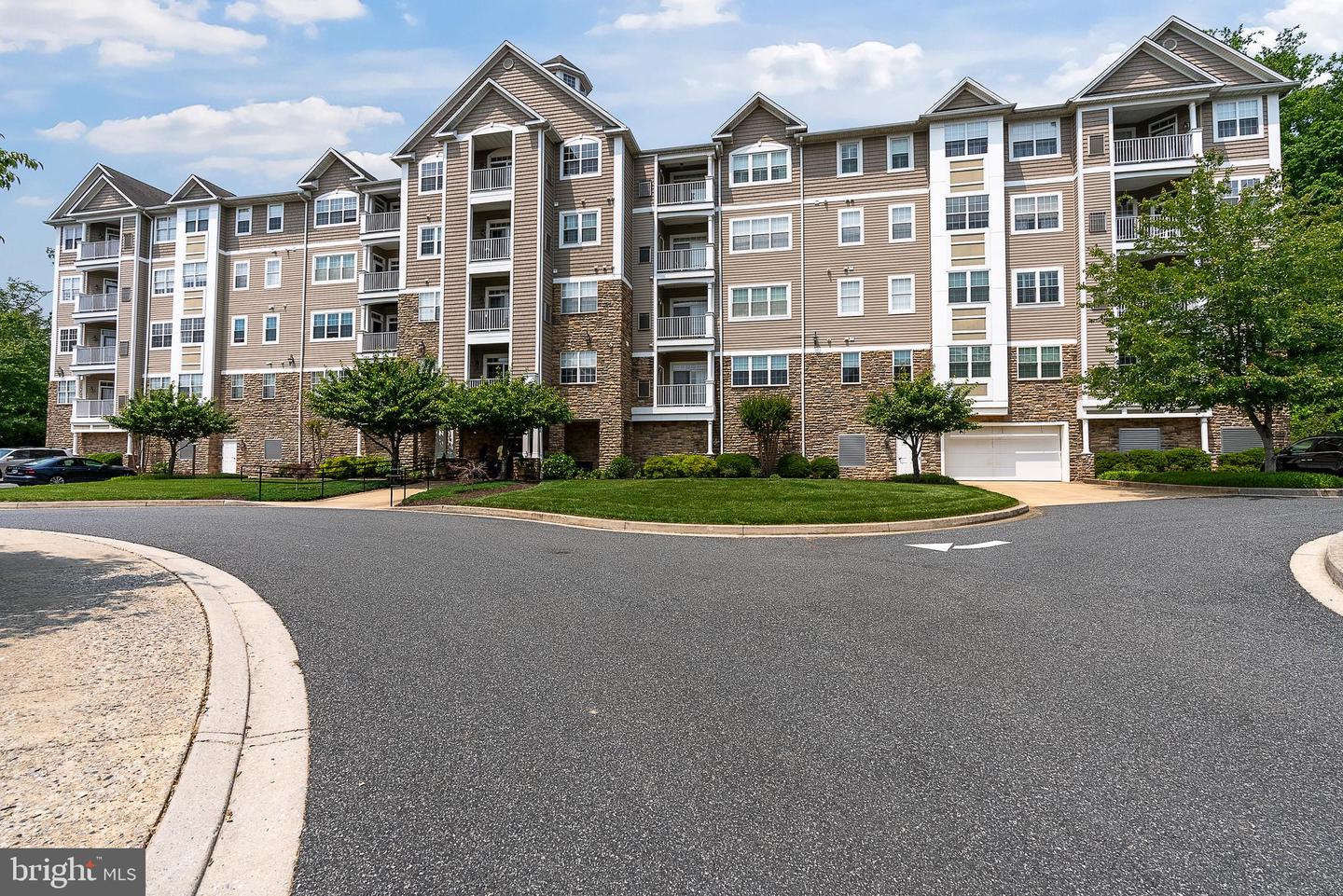 902 Macphail Woods Crossing #2i, Bel Air