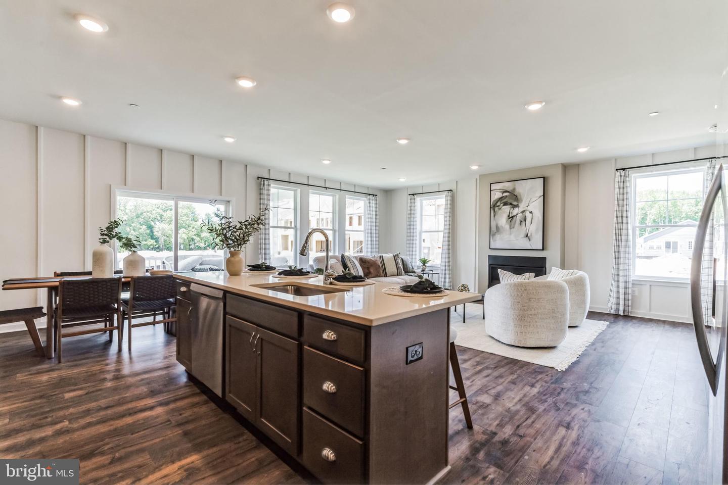 728 Aldora Drive #113